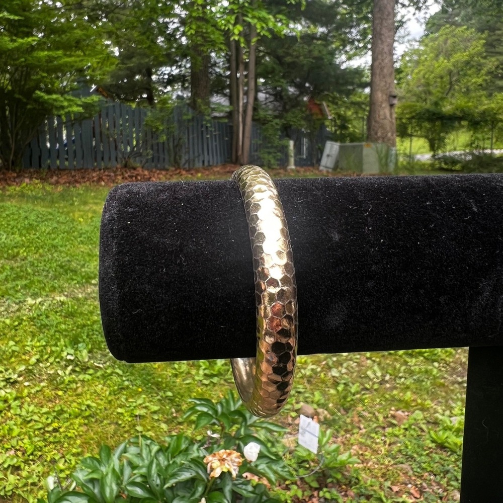 Vtg Gold Hammered Metal Honeycomb Bangle Bracelet Mid Century Boho Retro‎ 7.75"
